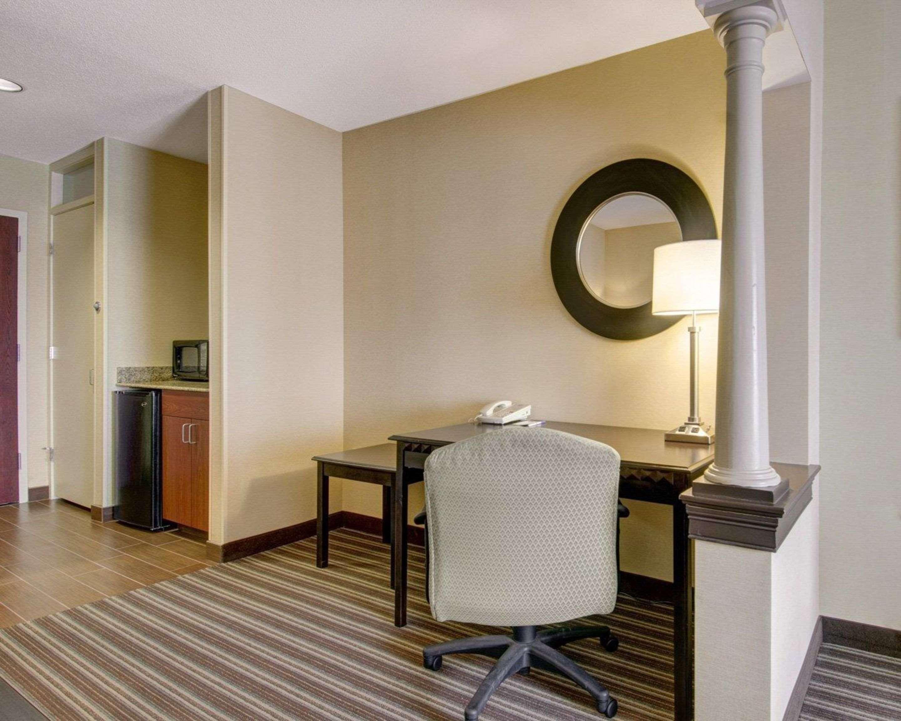 Spark By Hilton Woburn Boston Exterior foto